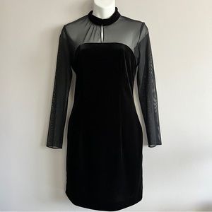 VINTAGE 90s VELVET DRESS